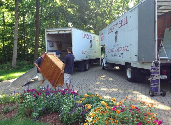 Movers in Phillips, Maine